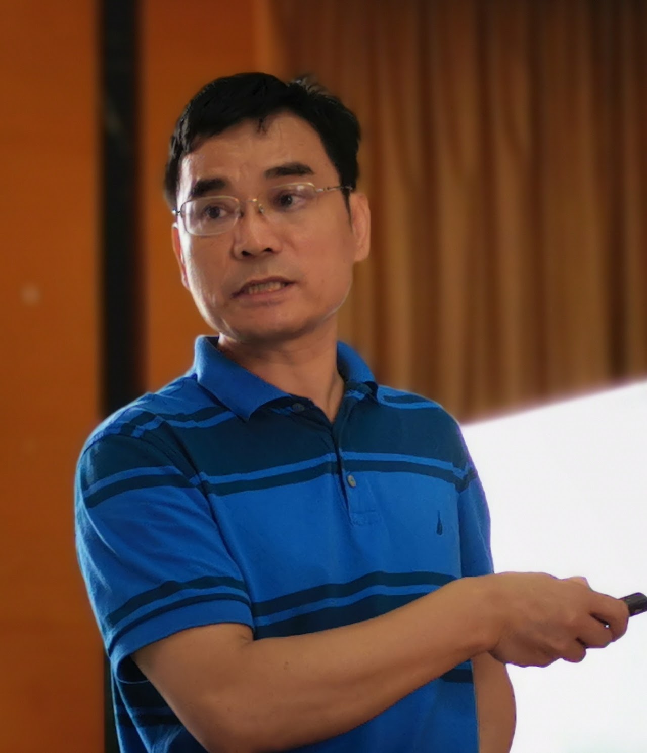 Bin Zhu